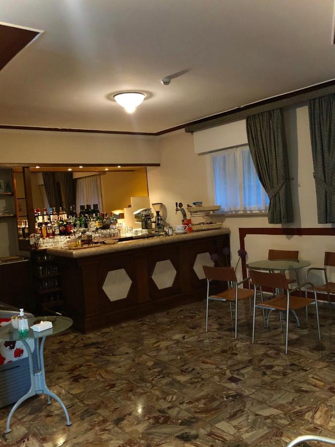 Hotel Garden Μαλτσεζίνε Εξωτερικό φωτογραφία